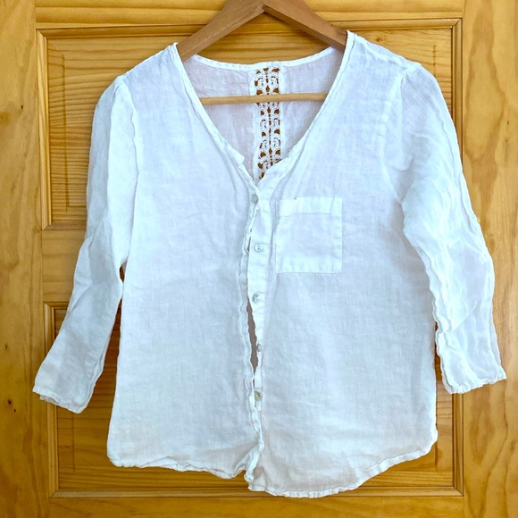 Linen button down - Picture 1 of 5